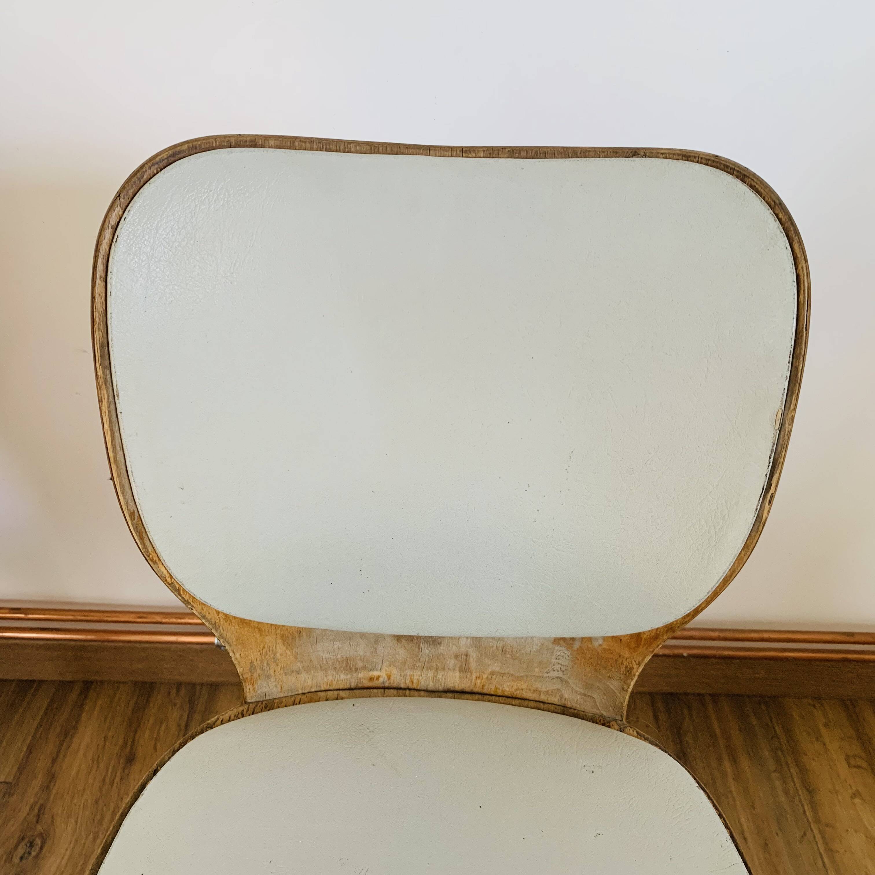 Paire de chaises vintage baumann