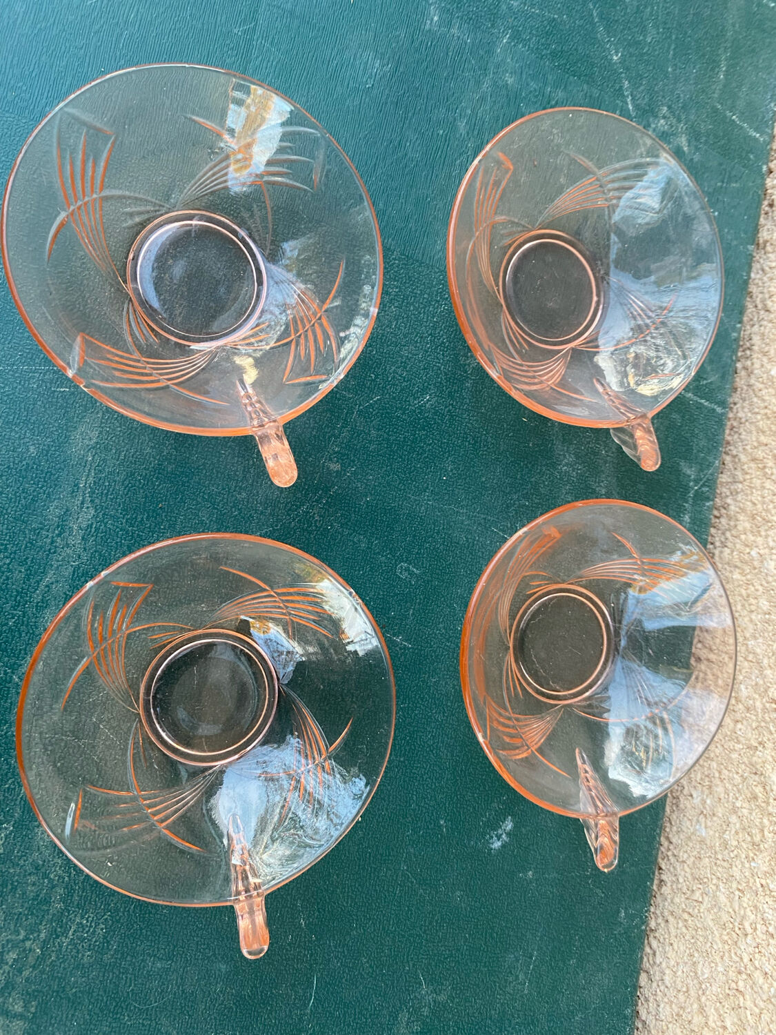 Set of 4 Art Deco cups