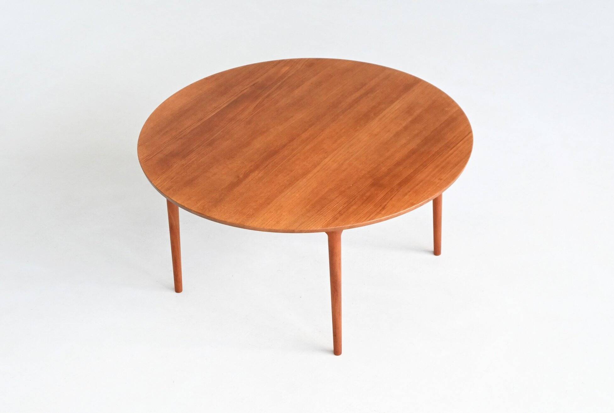France & Son round dining table in teak Cado Denmark 1960