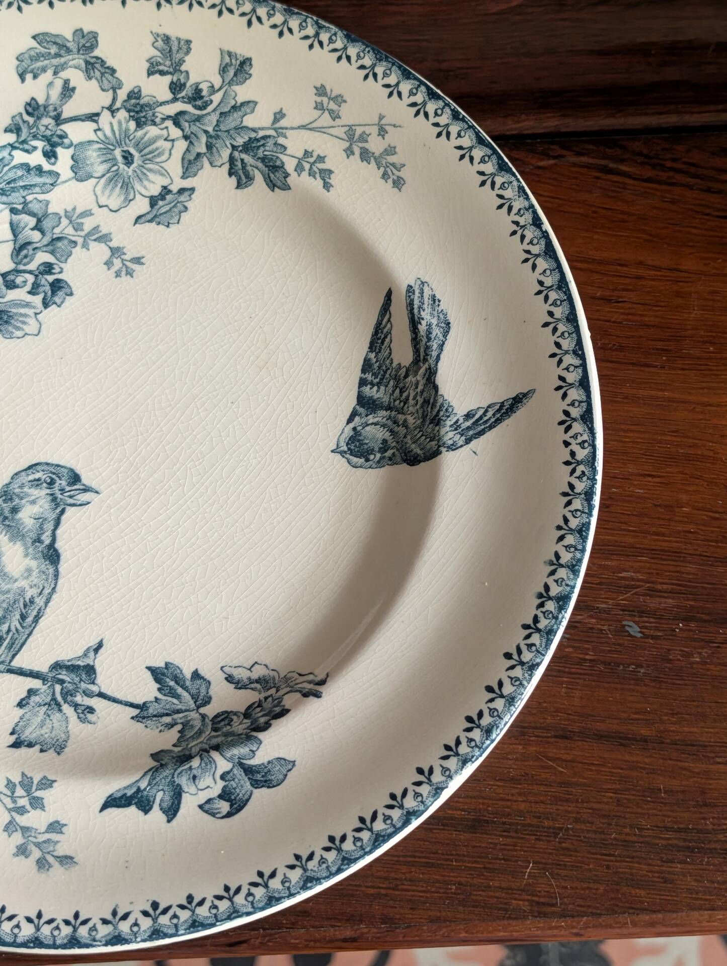 Flat plate Longwy "Mésange" – Terre de Fer, late 19th century