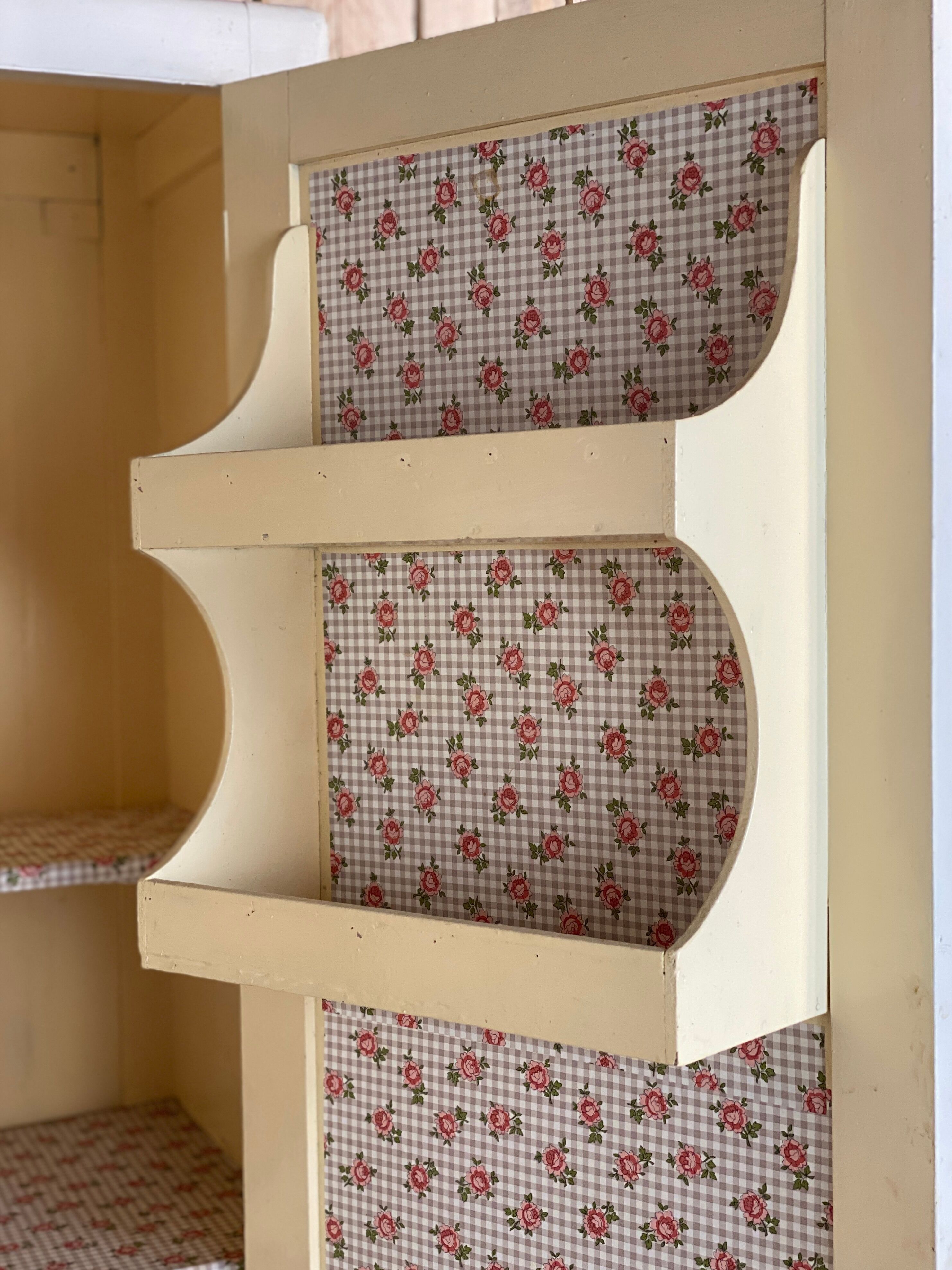 White parisian cabinet