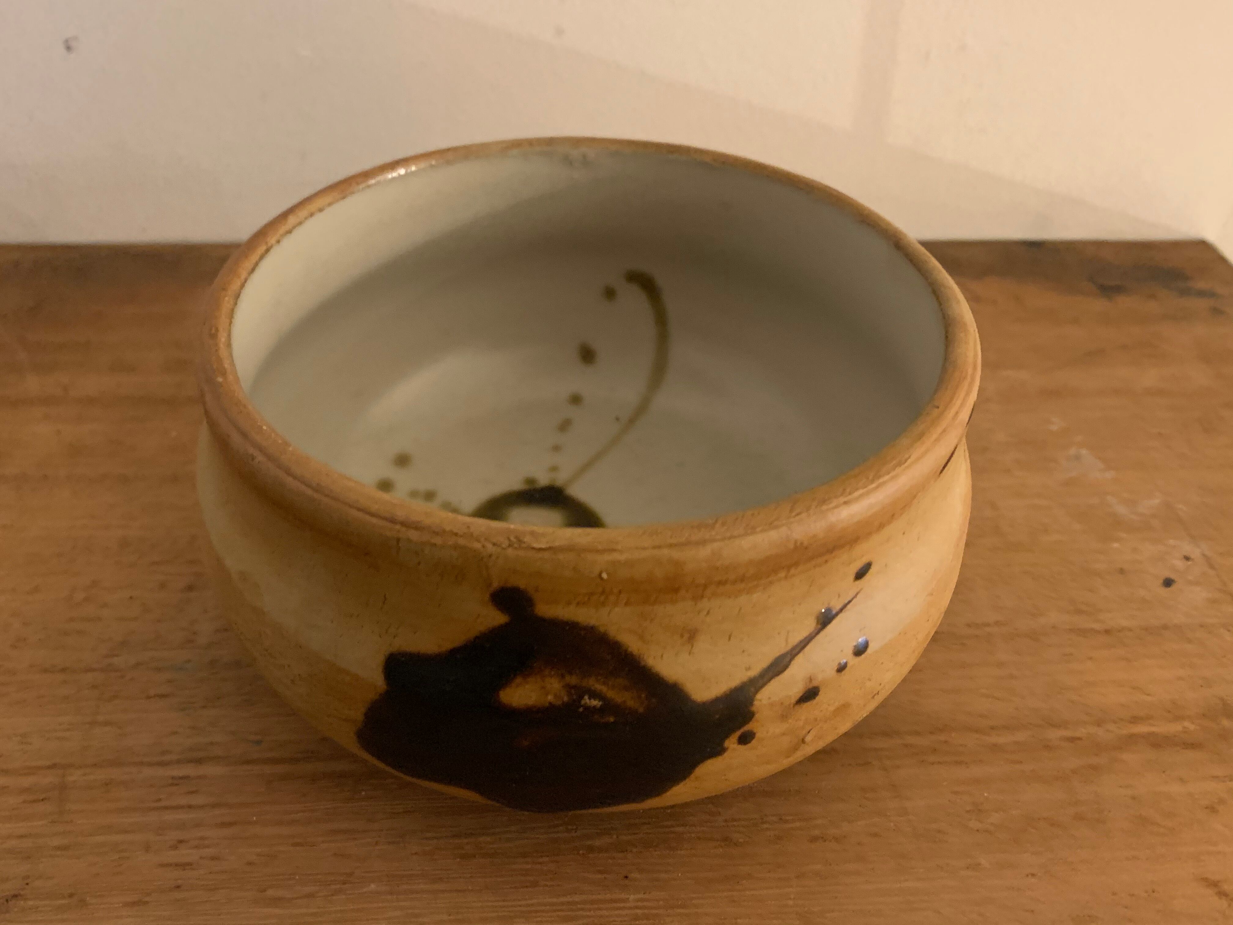 Enamelled sandstone bowl tachist Pottery of the Dove