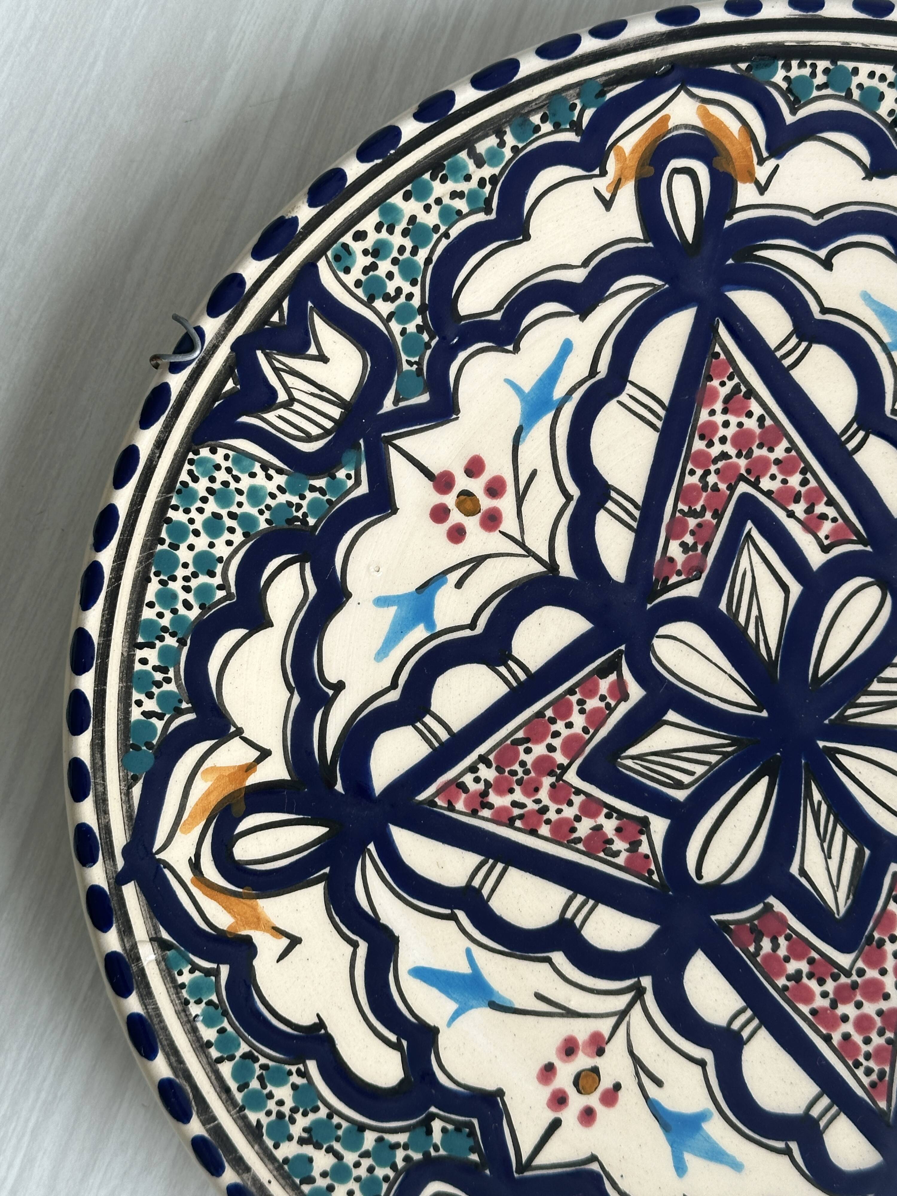 Assiette céramique peint à la main, made in Turquie.