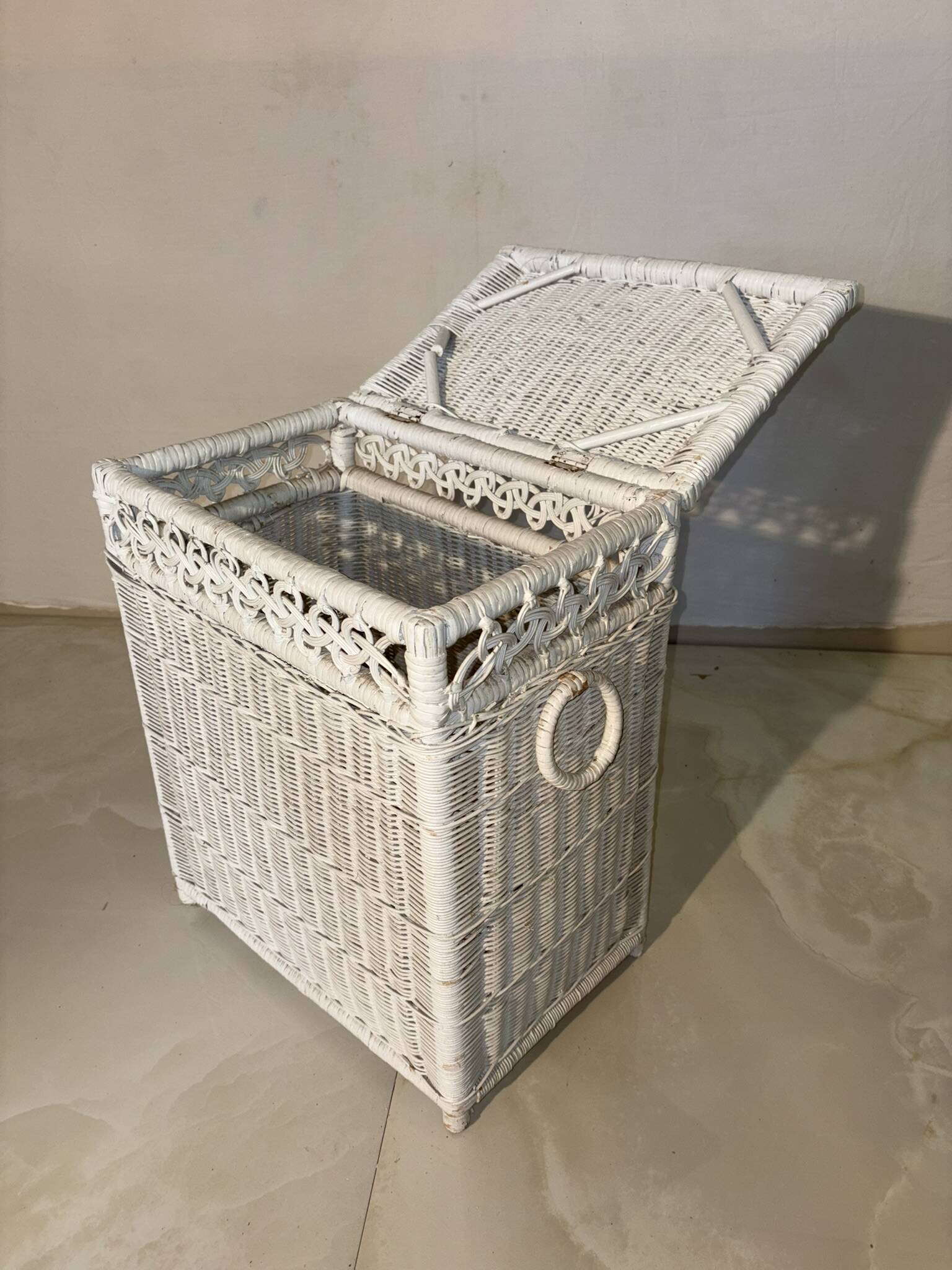 Vintage white rattan laundry basket with lid