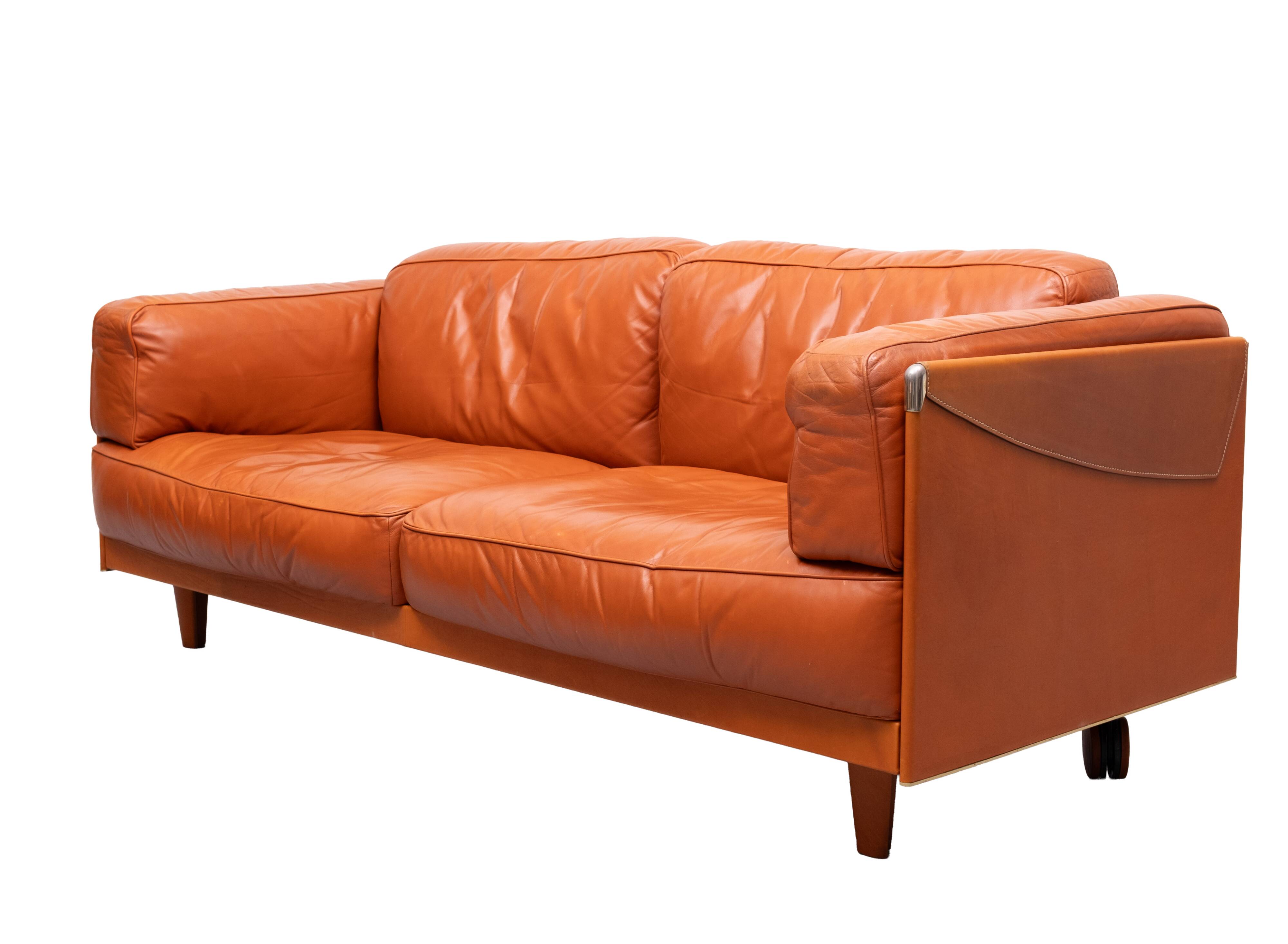 Stunning Leather 2.5 seater Sofa design by Pierluigi Cerri for poltrona fra