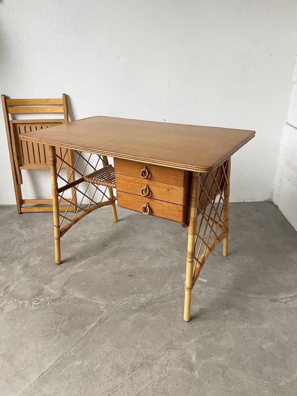 Bureau rotin Louis Sognot et sa chaise