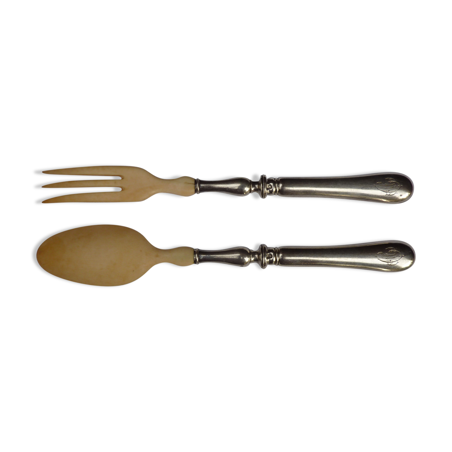 Cutlery with salad in filled silver (minerva hallmark) and ivory, late nineteenth