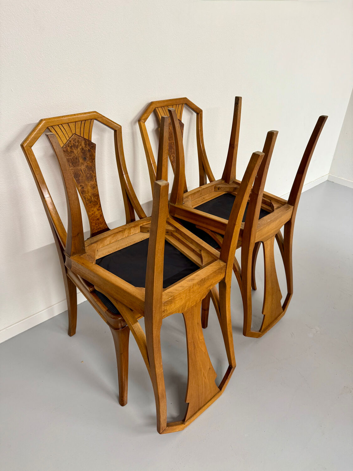 Set of 4 walnut/burl wood chairs, Art Nouveau, early 20th century