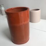 Red earth vase