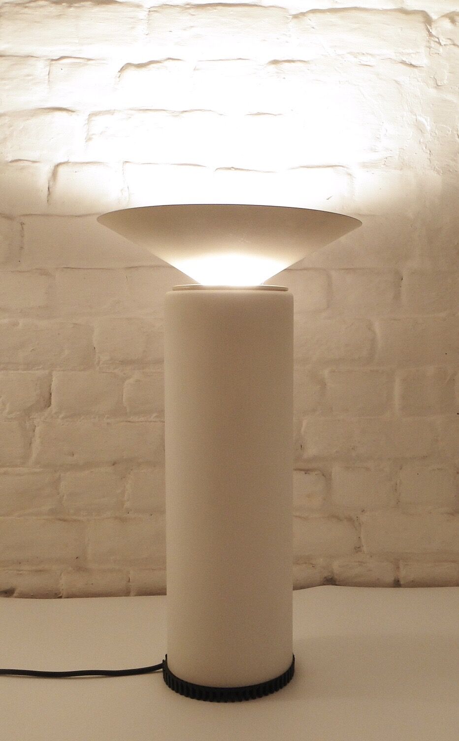 Kigo lamp table by C. Urbinati - A. Vecchiato for Foscarini, 1980's