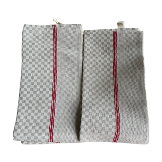 2 monogram kitchen towels
