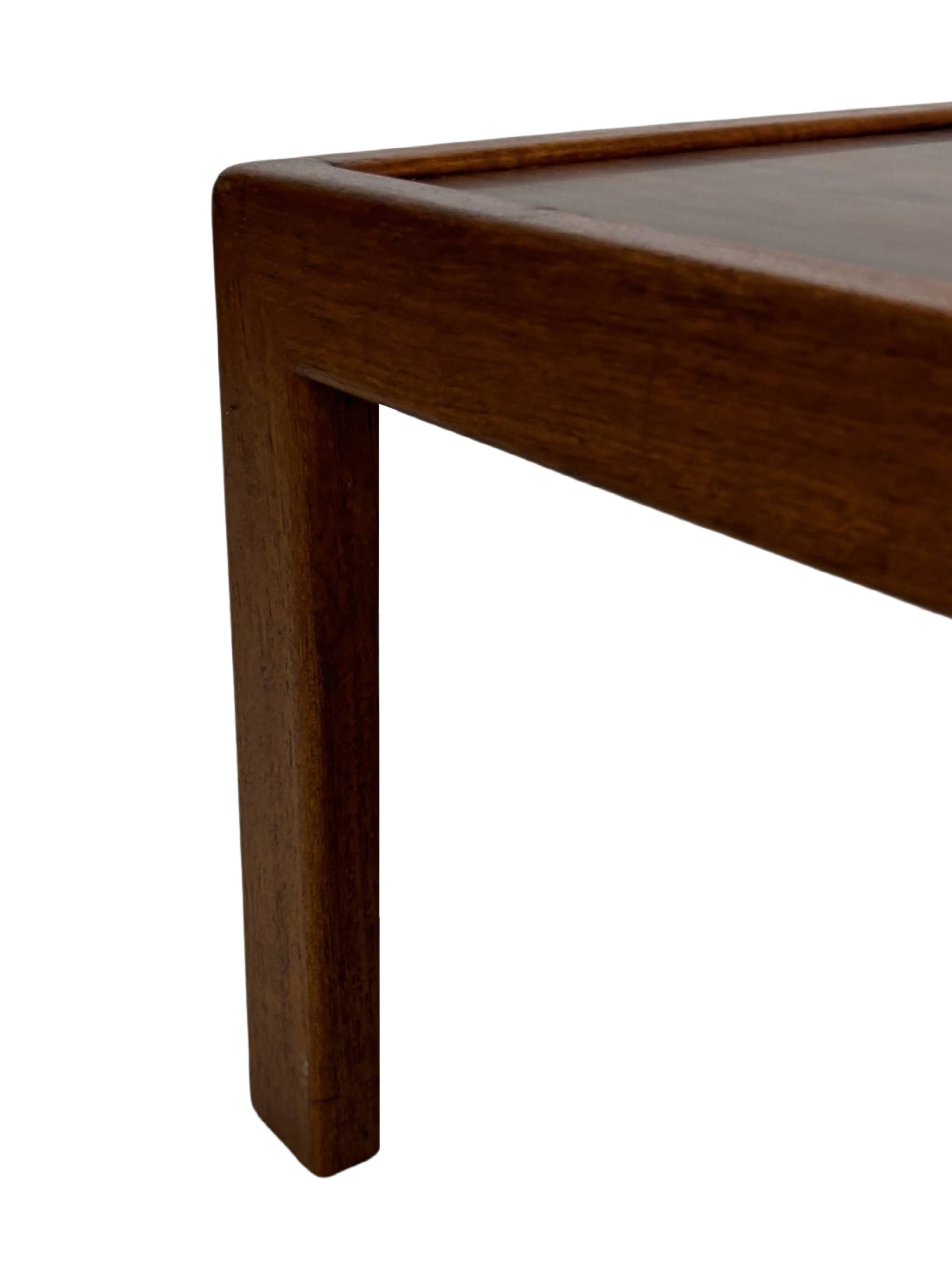 Vintage coffee table rosewood 70's design minimalist