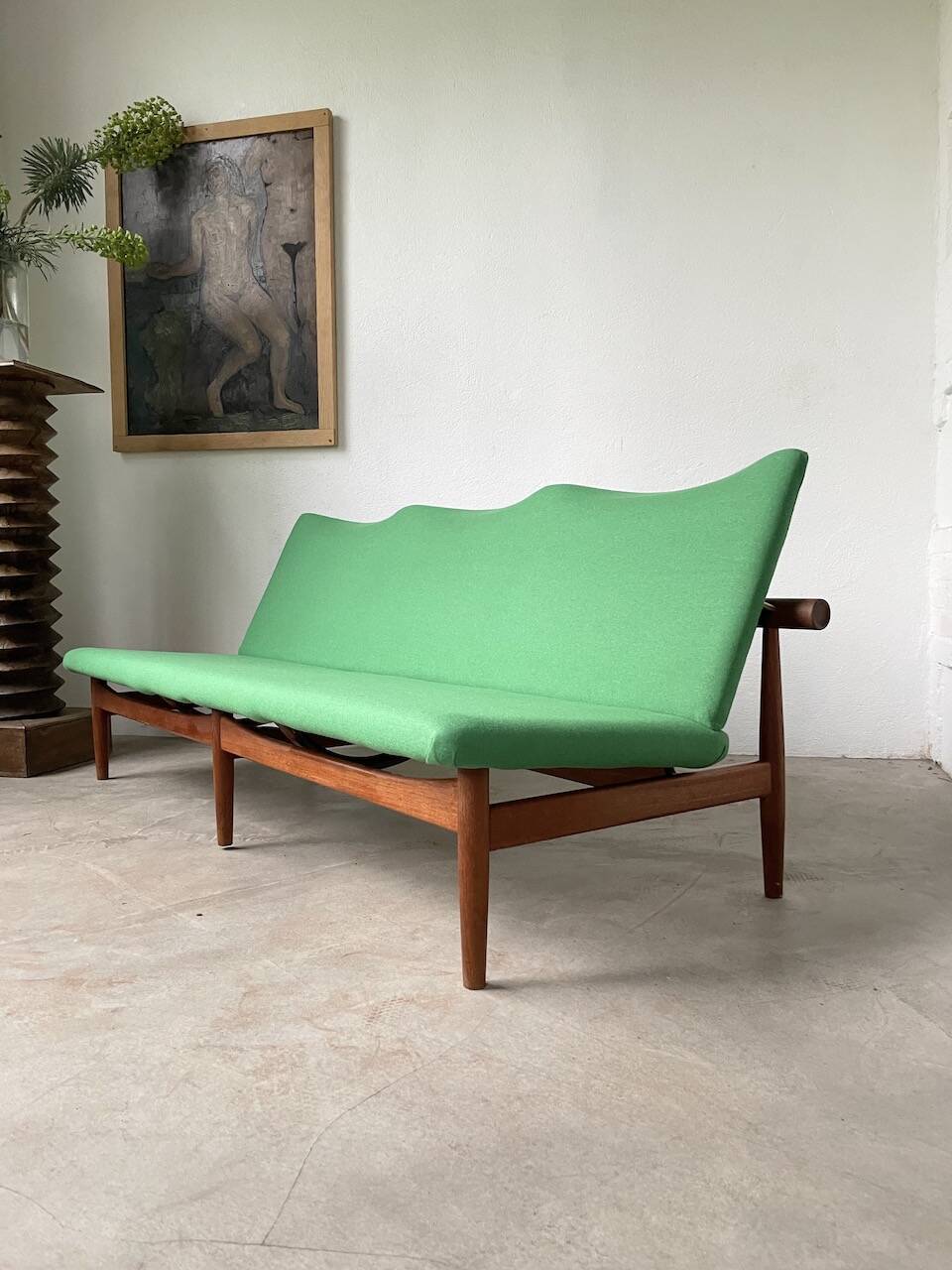 Finn Juhl three-seater bench “Japan” model France & Son
