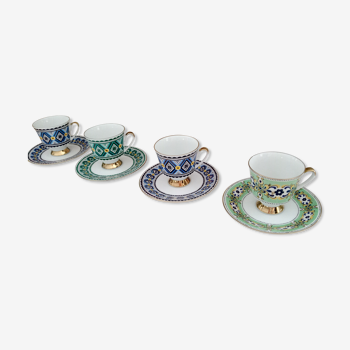 Lot de 4 tasses à café et 4 sous-tasses en porcelaine Bavaria motifs assortis camaïeu bleus et verts