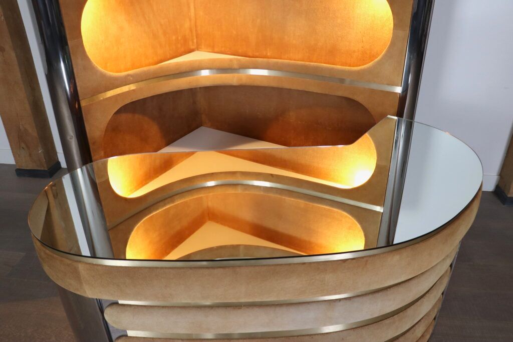 Suede and chrome dry bar with barstools in cognac by Willy Rizzo, Italy 1970s