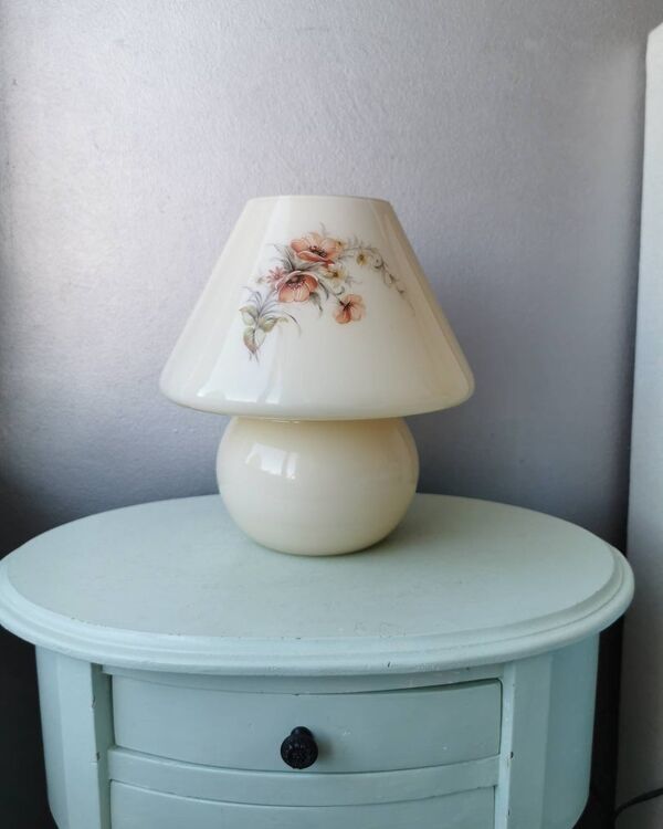 Lampe de table de champignon de verre de verre super belle 70s