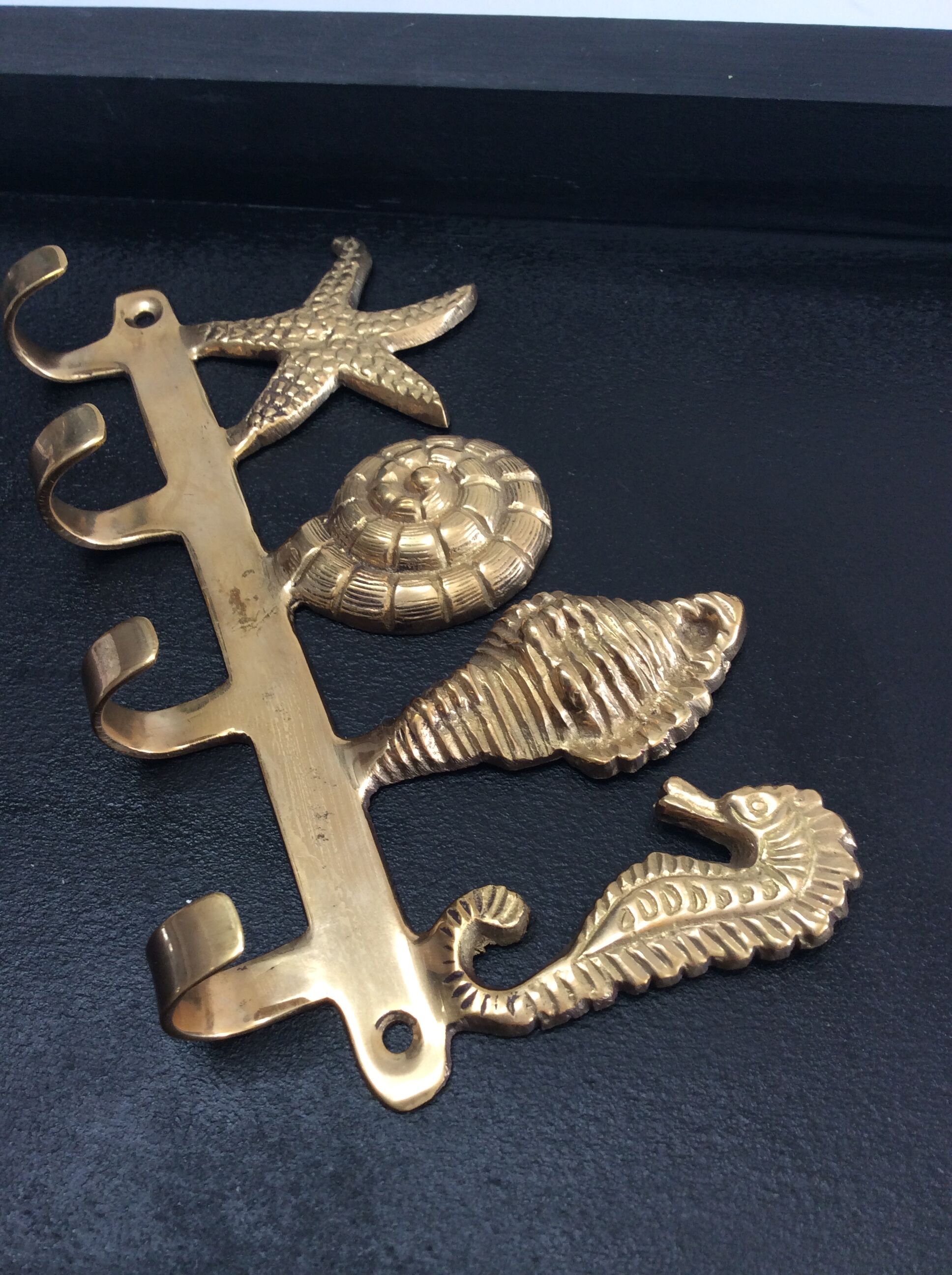 Coat rack or towel rack vintage bronze shells