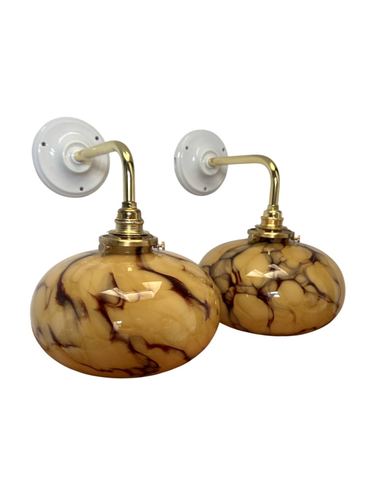 Pair of Art Deco wall sconces in marbled opaline