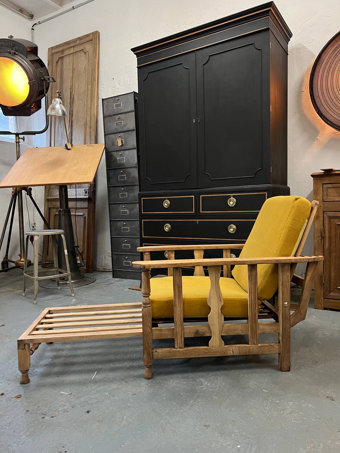 Morris armchair early 20th century