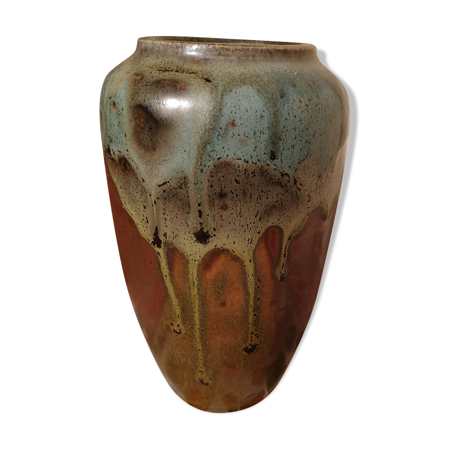 Pussaie sandstone vase by Jean Cacheleux