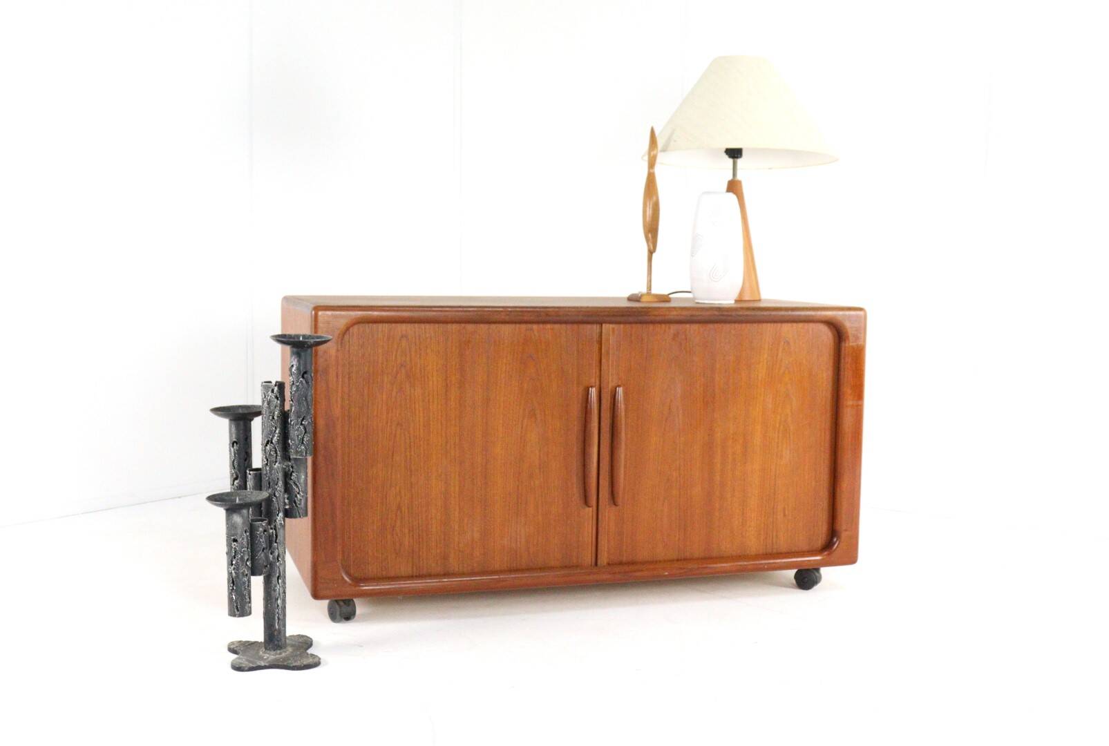Dyrlund audio / tv cabinet 'Gronhoj'