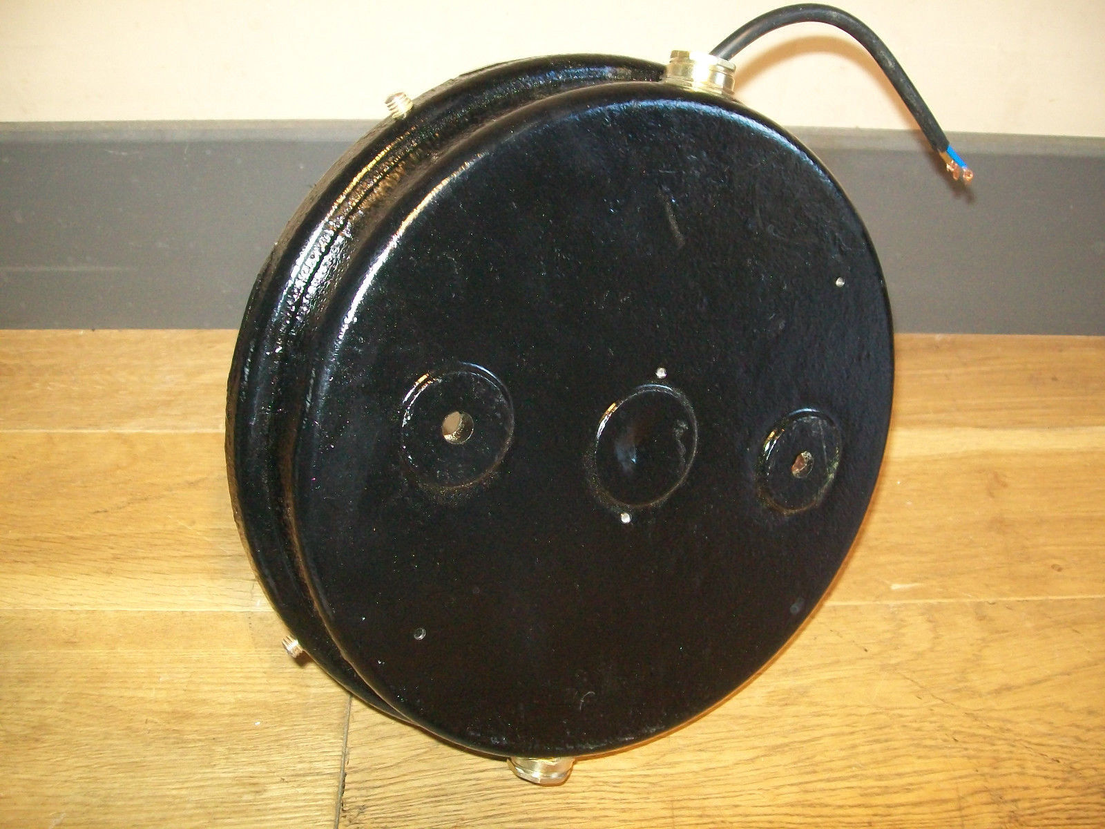 Old Ge 200 Holophane industrial lamp