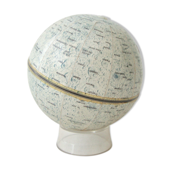 Lunar Globe edition USA