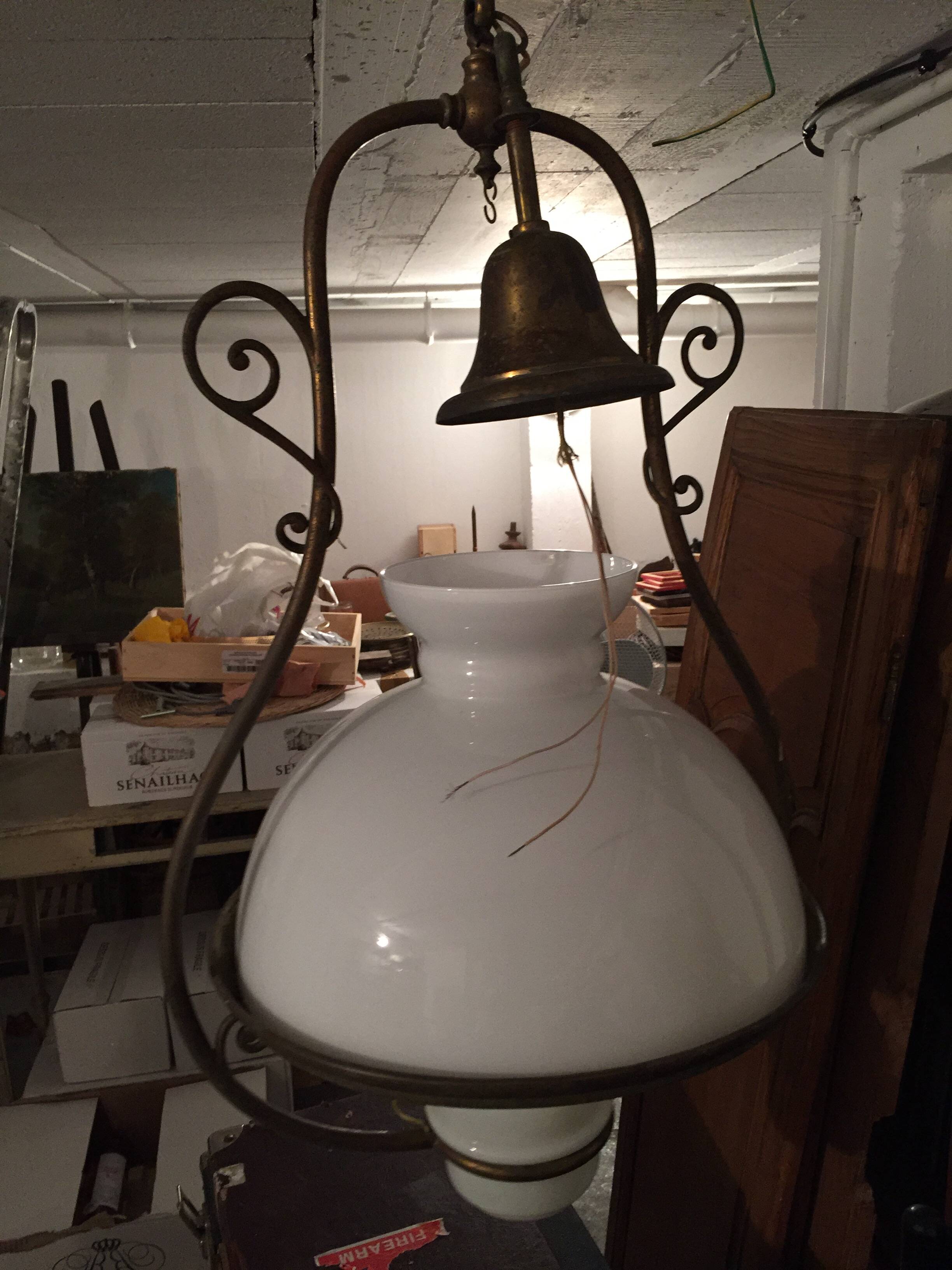 Suspension in opaline and brass