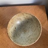 Empty speckled sandstone pocket
