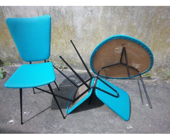 Chaises et table