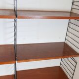 Étagère murale modulaire vintage en teck Nisse String, années 60