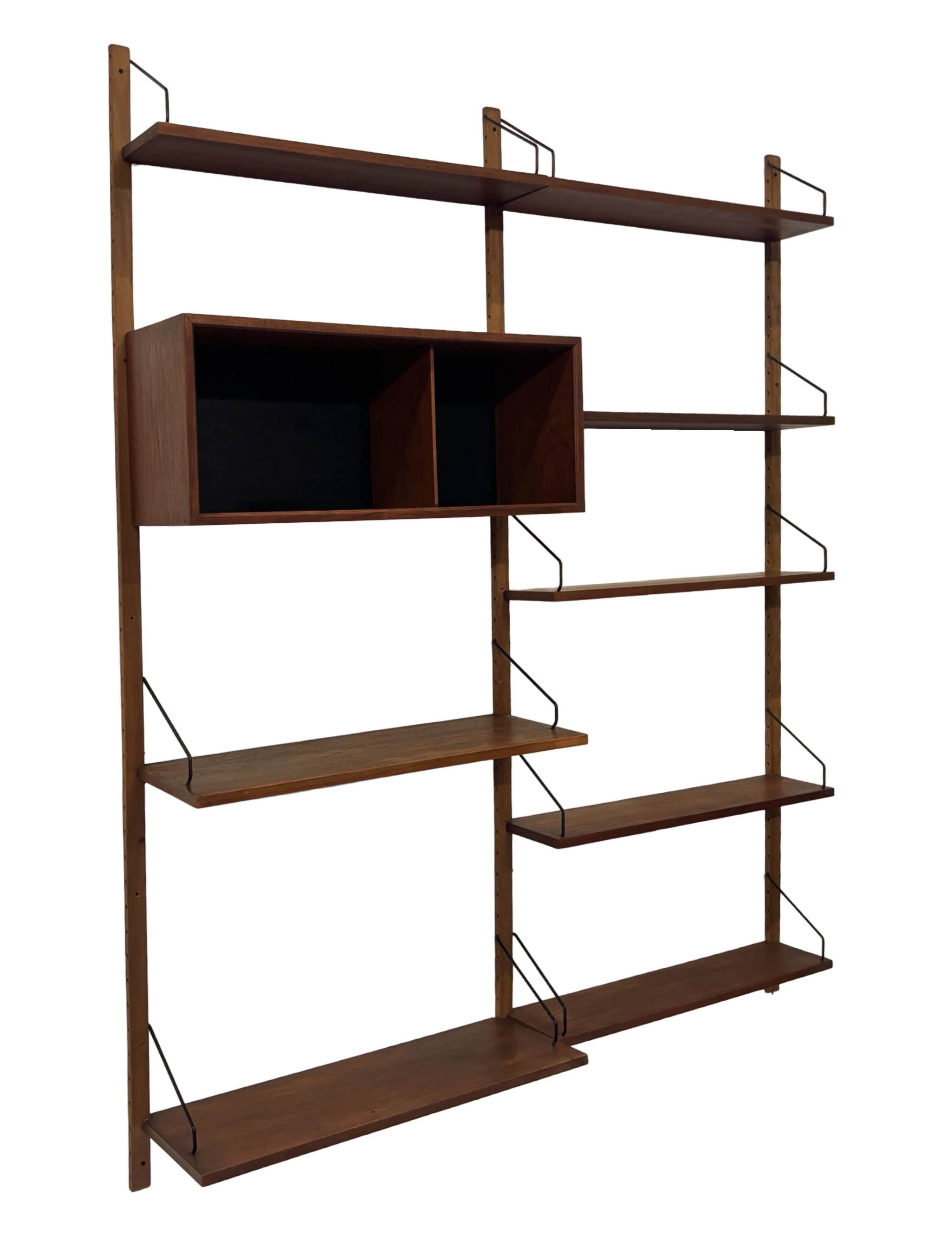 Vintage Poul Cadovius Royal System wall system wall unit