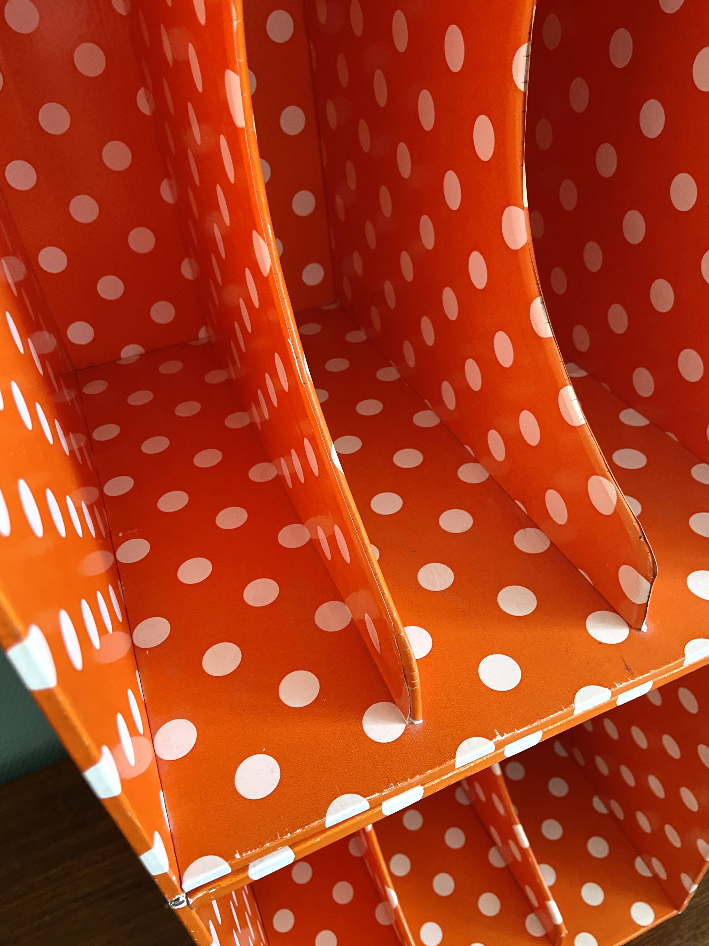 Vinyl storage cube - orange with white polka dots