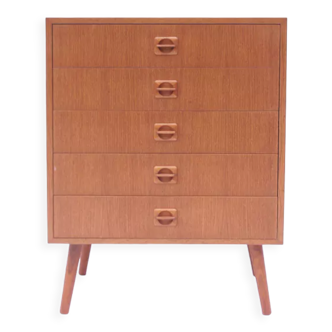 Scandinavian chest of drawers