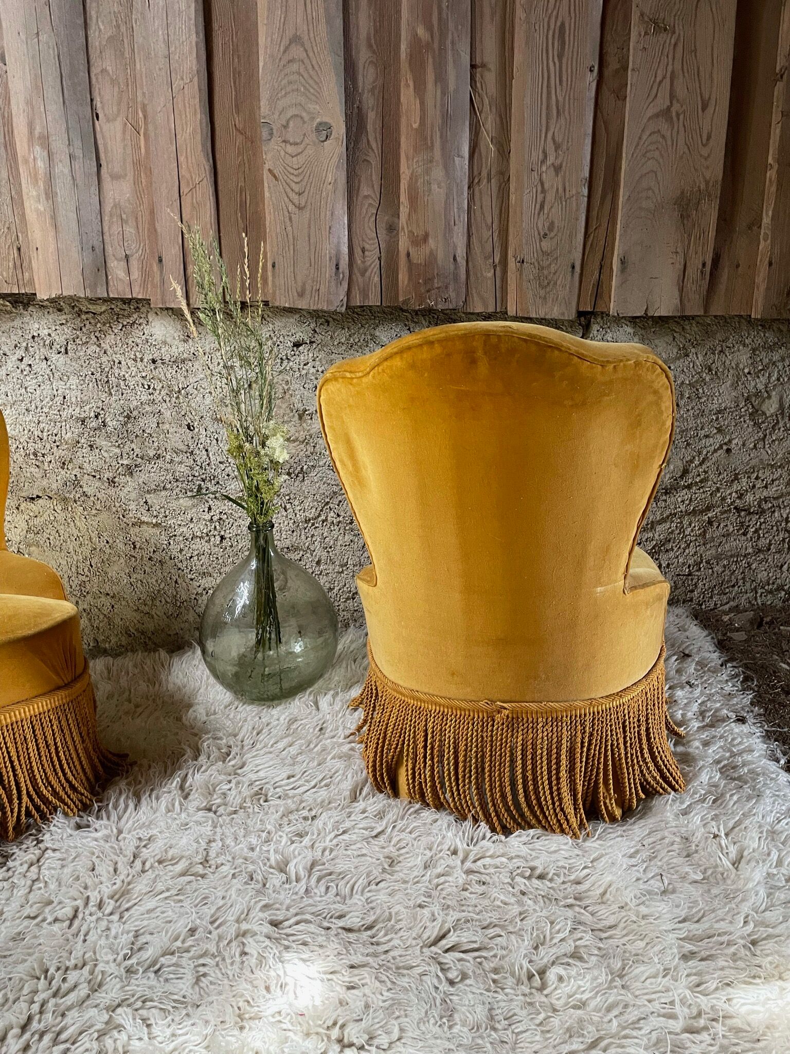 Toad armchair in vintage mustard velvet