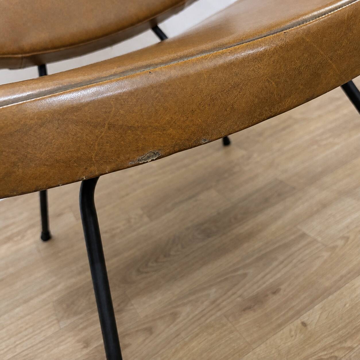 Chauffeuse de Pierre Paulin pour Thonet, années 60