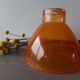 Suspension dome en verre orange