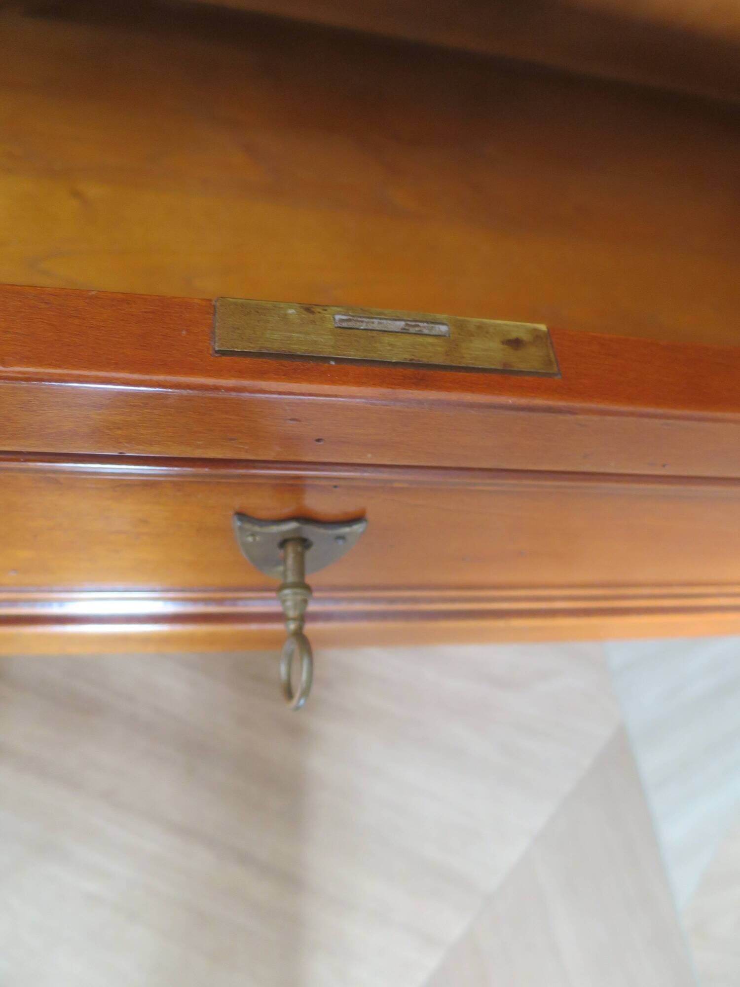 large curved chest of drawers - solid wood - cherry - 4 drawers - Louis Philippe