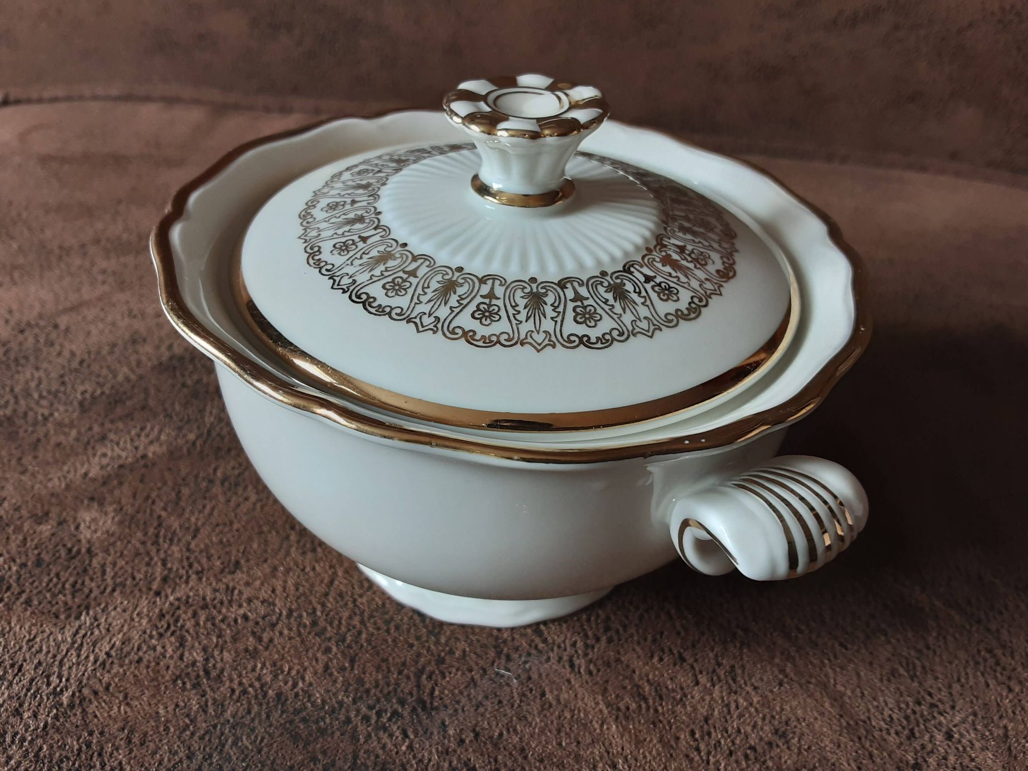 Bavaria porcelain sugar bowl, Elite model