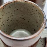 5 small cups and 1 under ceramic cup