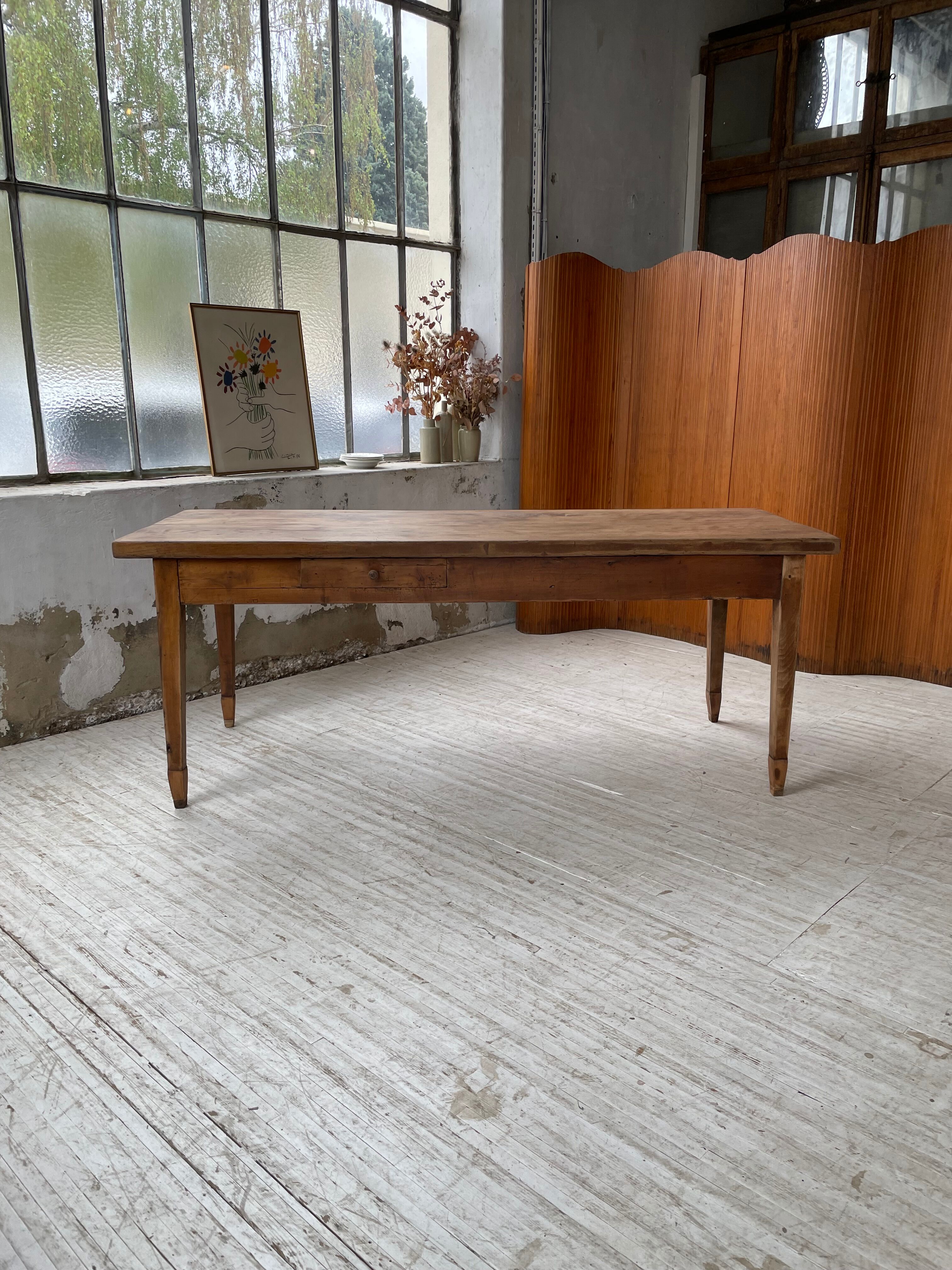 Farmhouse table in oak and walnut 2m