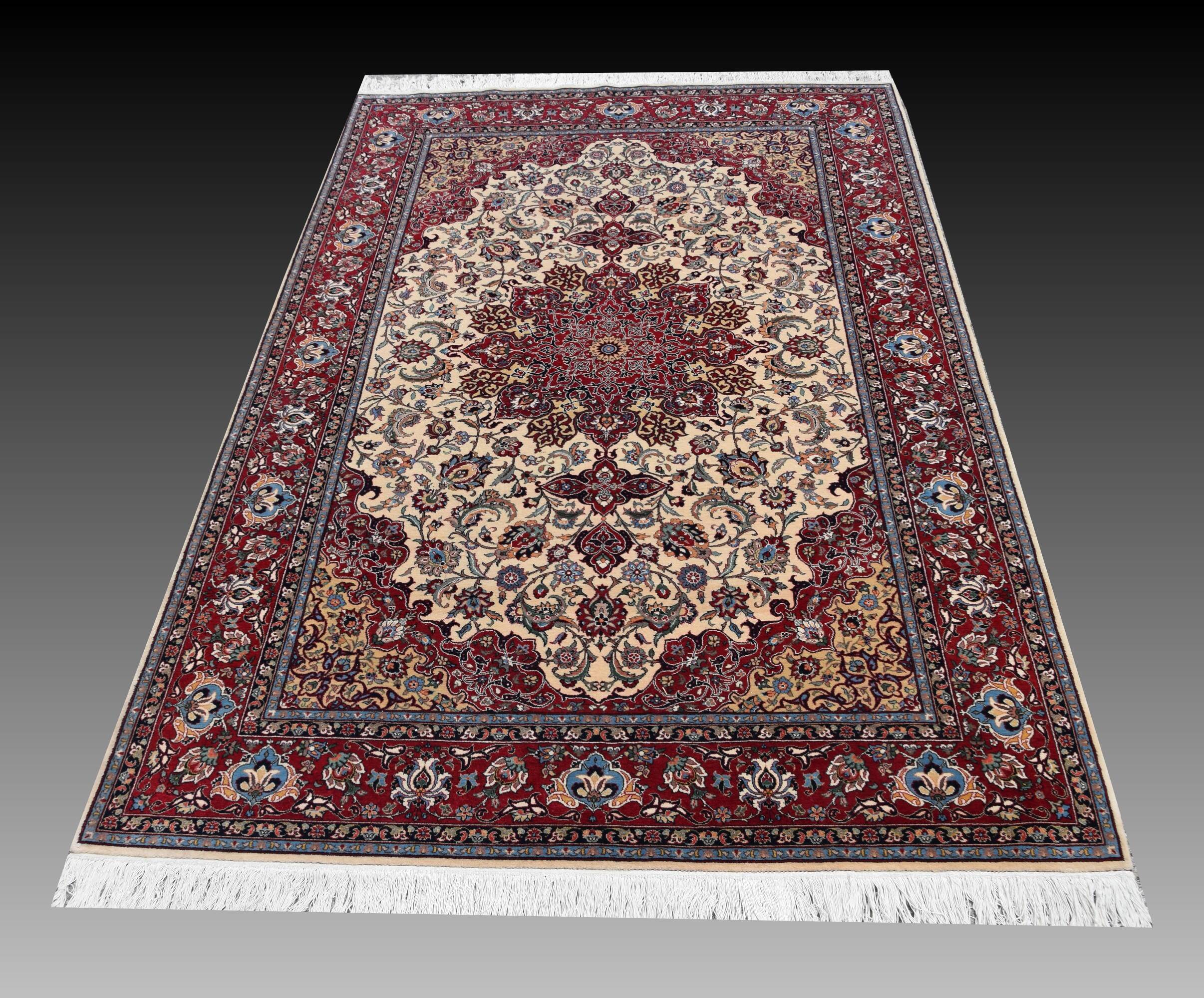 Ispahan Carpet - Sino-Persian Handmade - 3.05 x 2.00 Metres - "Galerie Sardje"