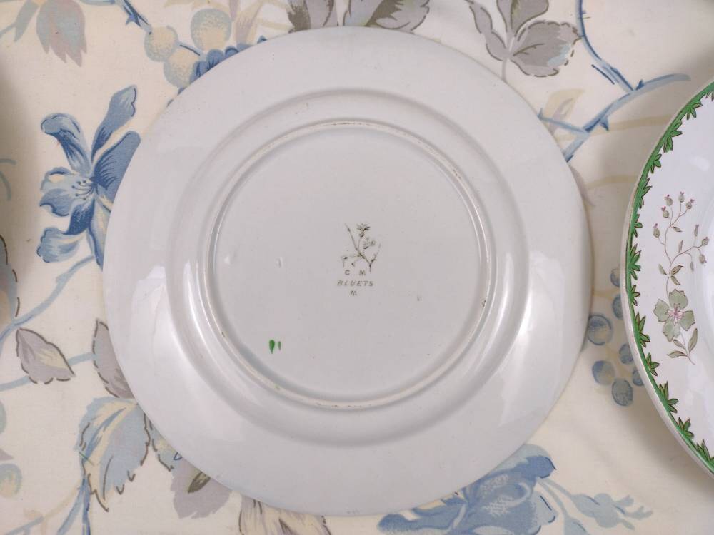 6 Creil and Montereau dessert plates “Blueberries” model