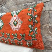 Vintage Berber Kilim cushion cover: Moroccan wool cushion