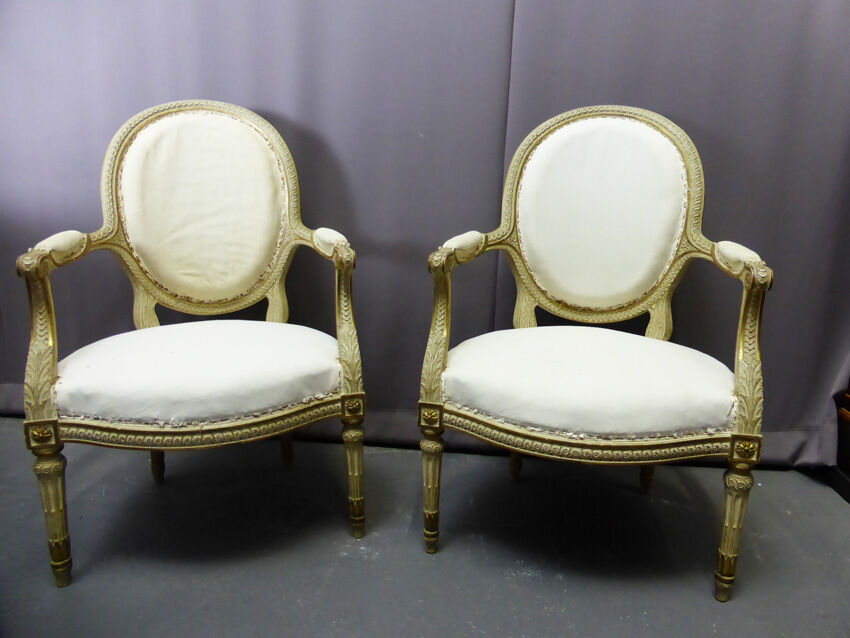 Pair of Louis XVI chairs