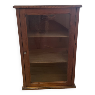Vitrine en bois vintage