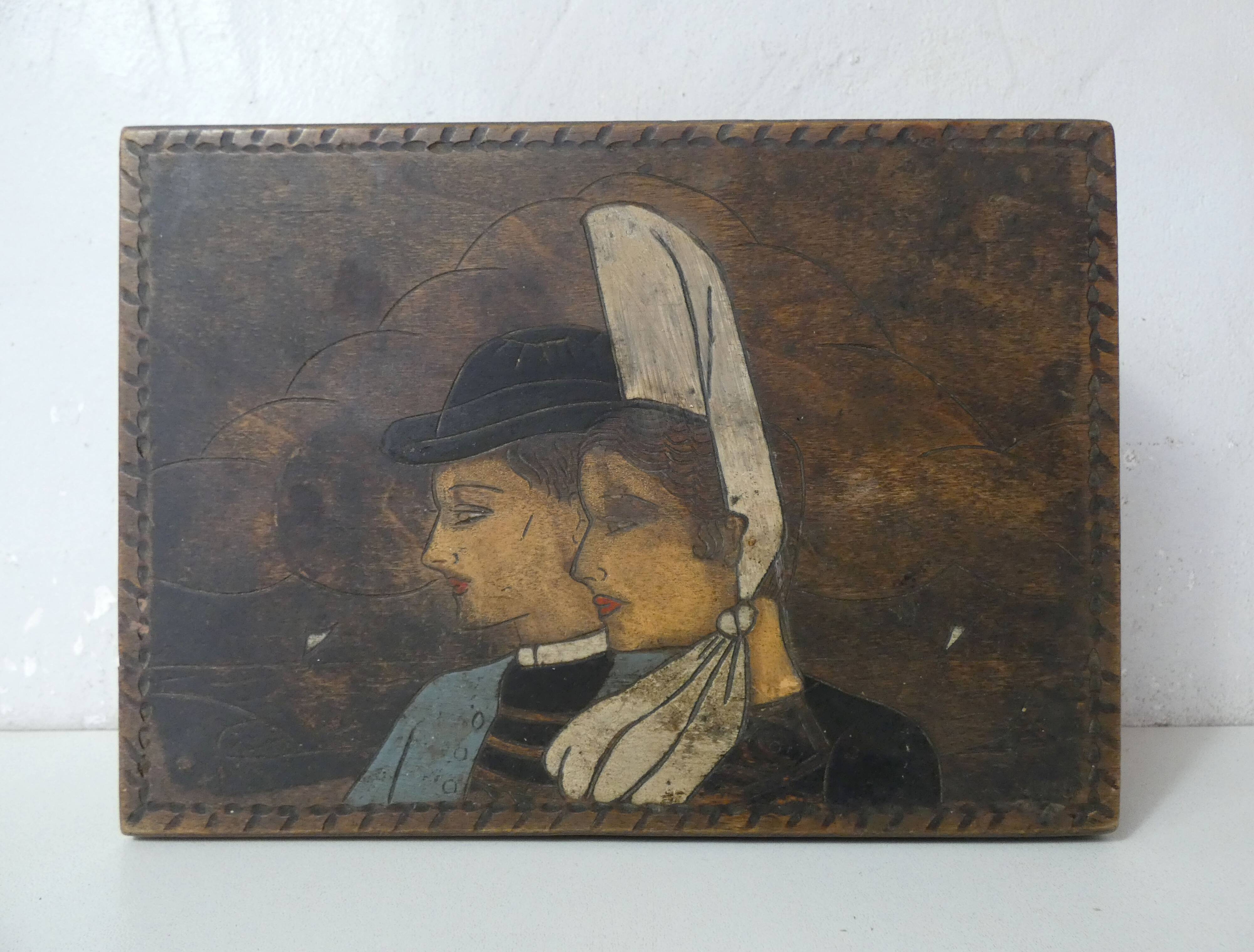 Old Bretagne Quimper correspondence box signed Olivier