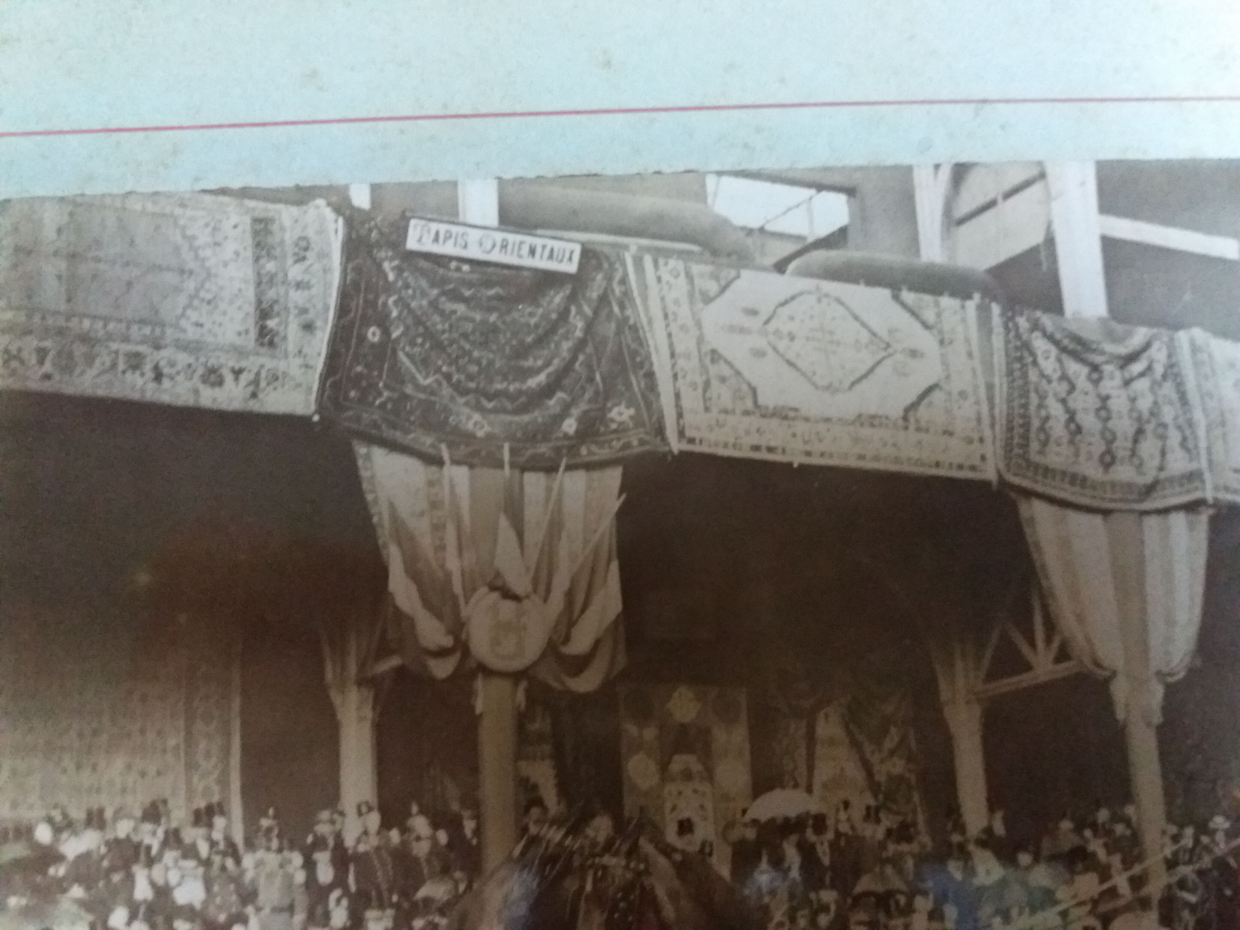 Old photography 1900 stagecoach, horses, oriental carpets, Brittany