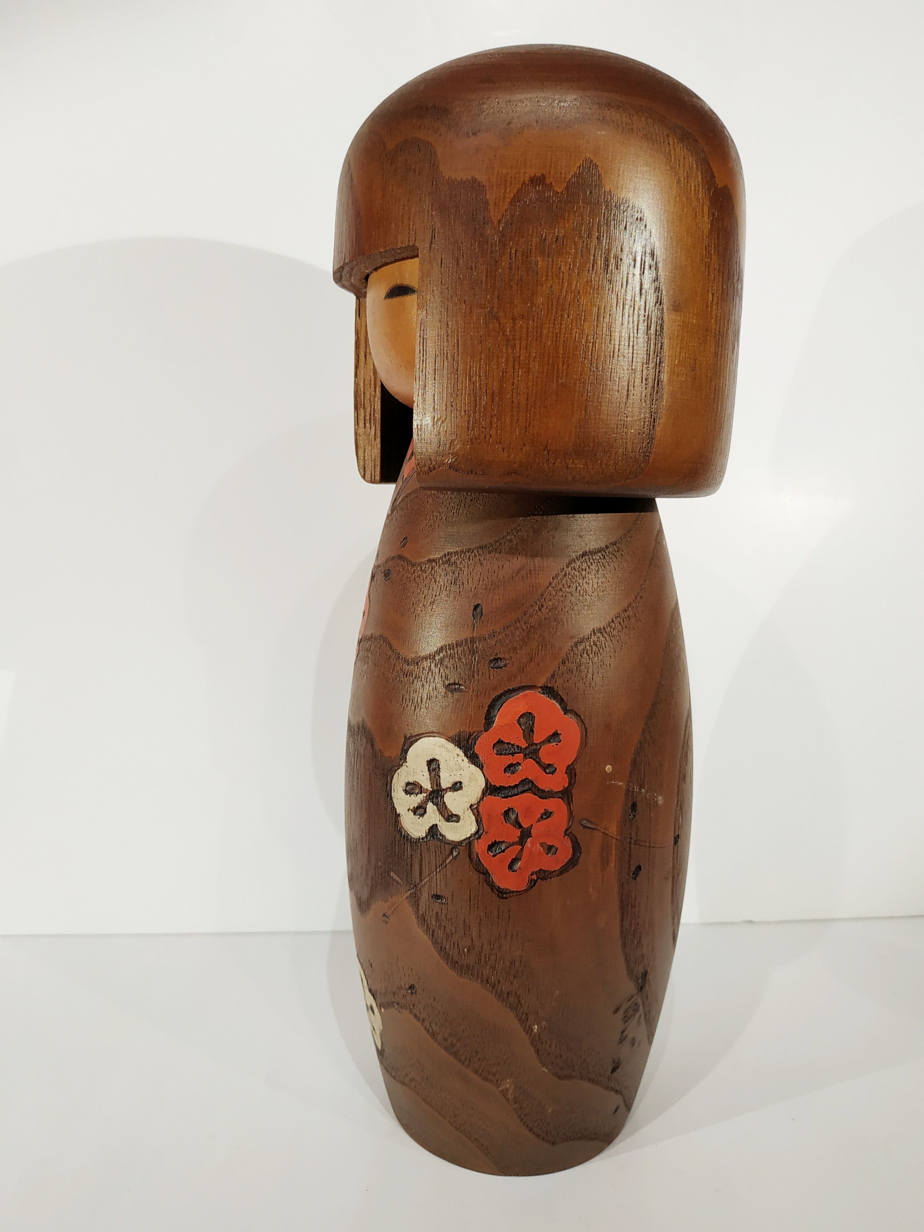 Kokeshi usaburo workshops 1970-80 Japan - plum blossom decoration