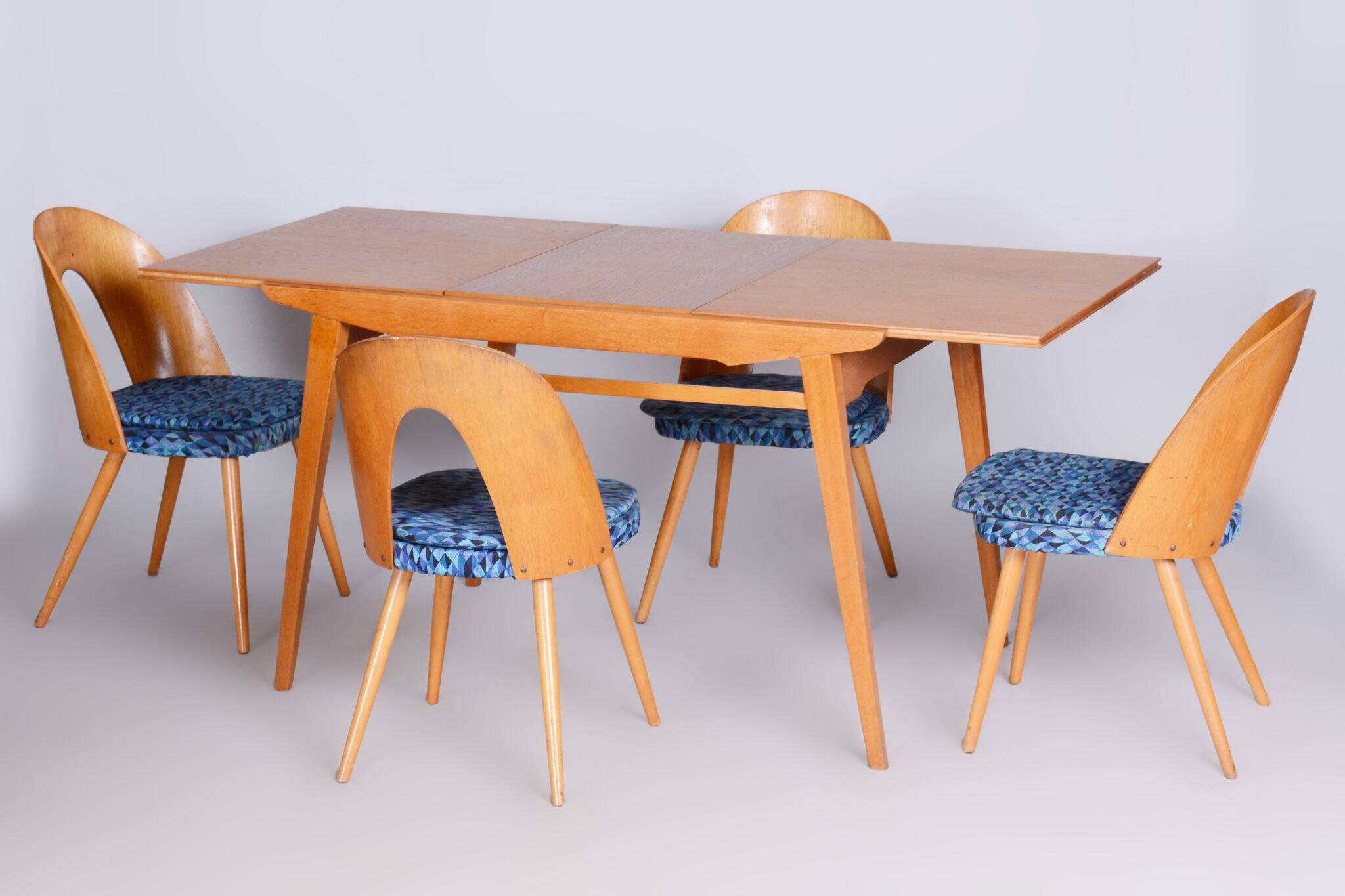Restored Midcentury Oak Extendable Dining Table, Revived Polish, Czechia, 1950s